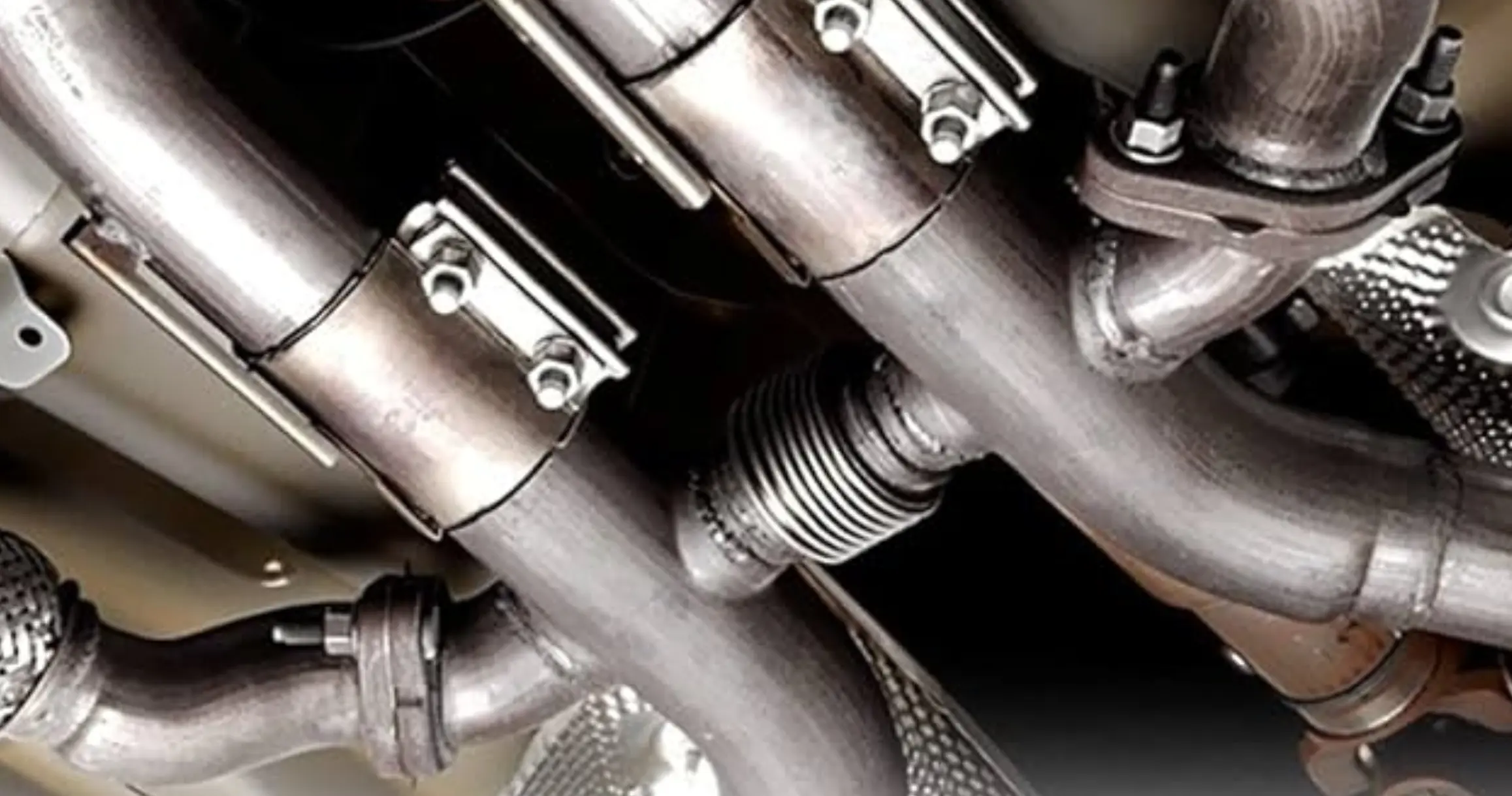 Volvo 2018+ Bellow Pipe Product with Application